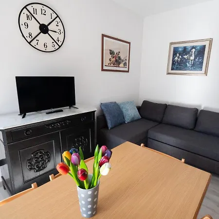 Apartment Dream 1 View Of *